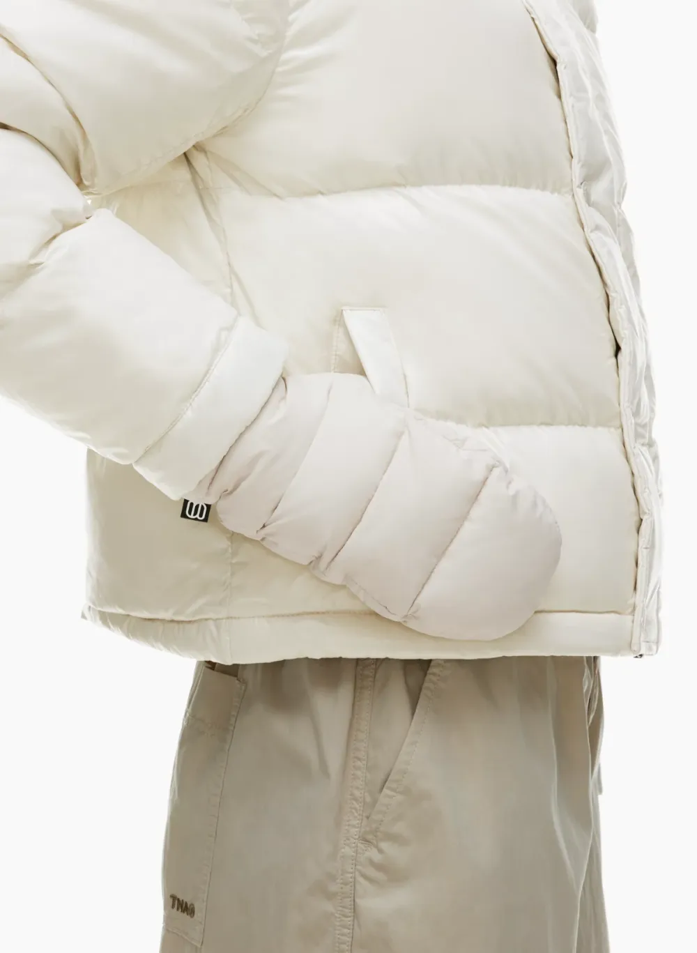 the super puffTM new mitten