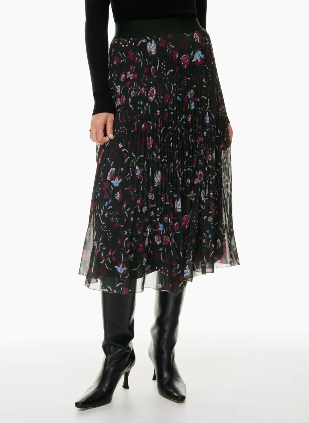 new twirl pleated skirt