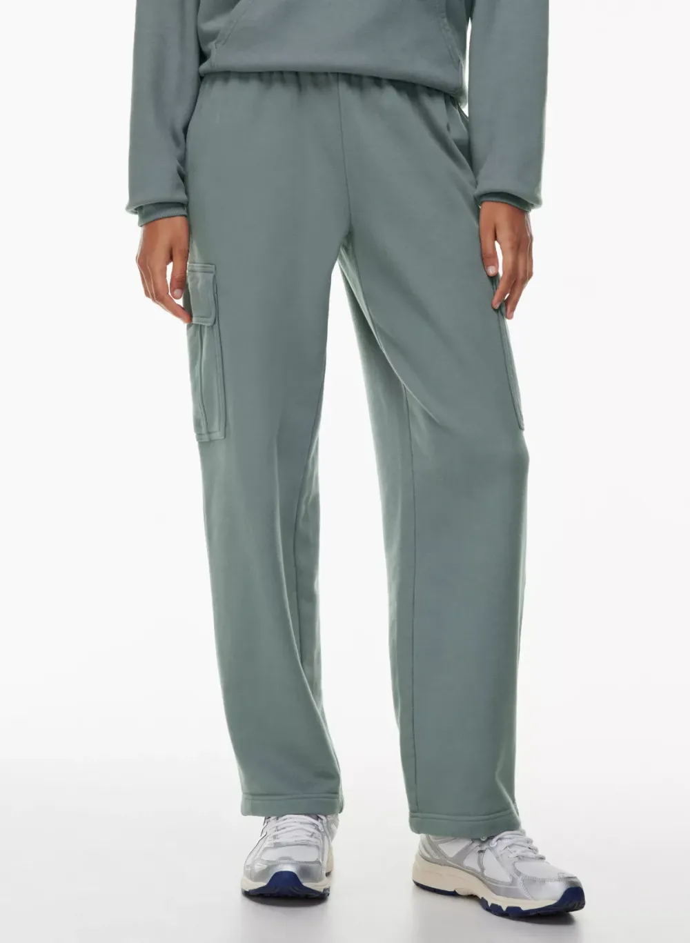 terry fleece mega cargoTM sweatpant