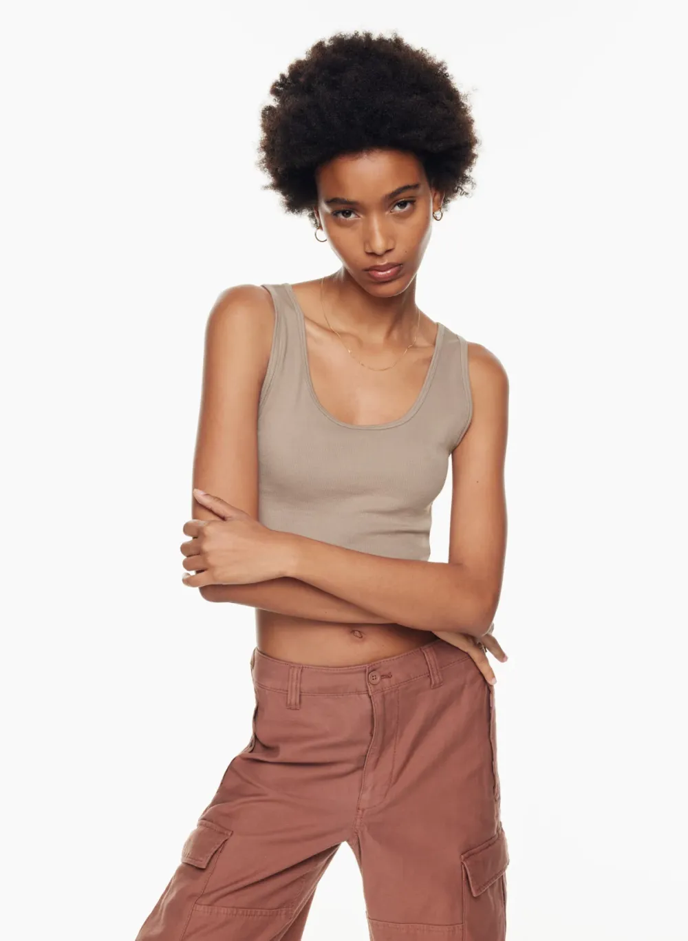 homestretchTM scoopneck cropped tank
