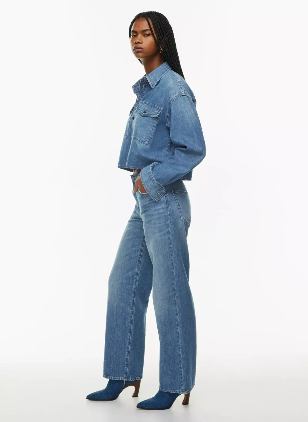 the '90s winona lo-rise wide jean