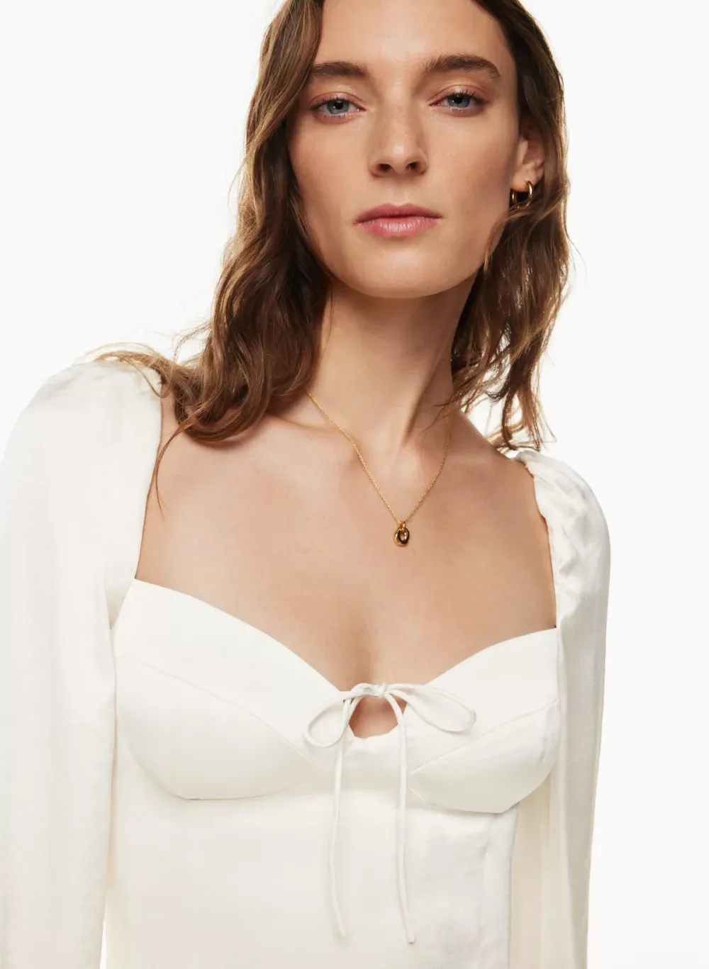 novella blouse
