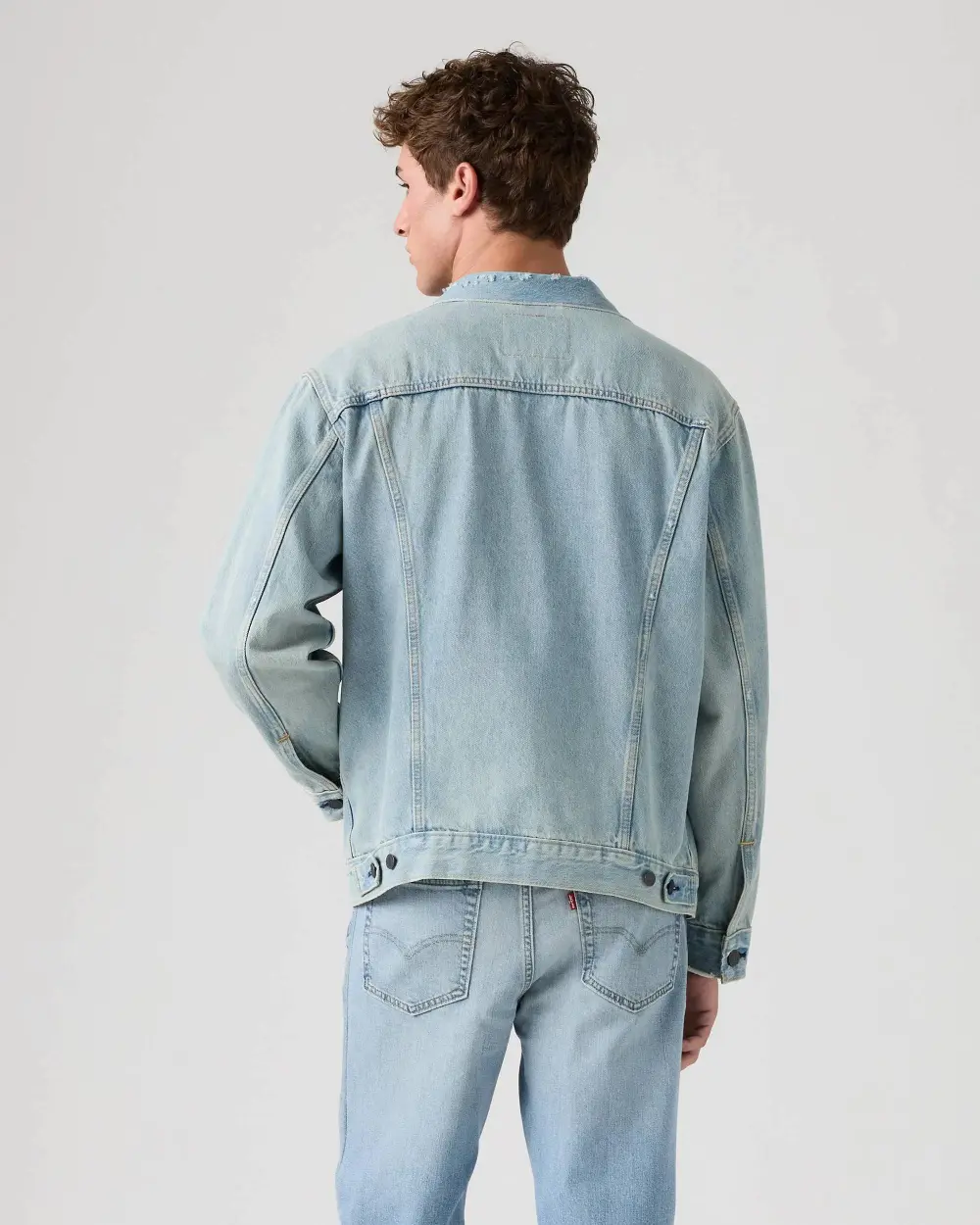 Men's 6-Pack Relaxed Fit Trucker Denim Jacket