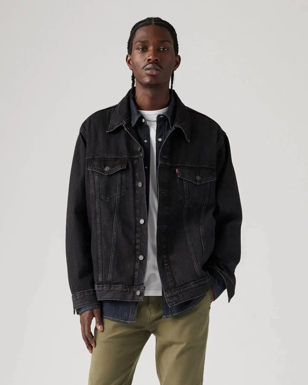 Men's 6-Pack Relaxed Fit Trucker Denim Jacket