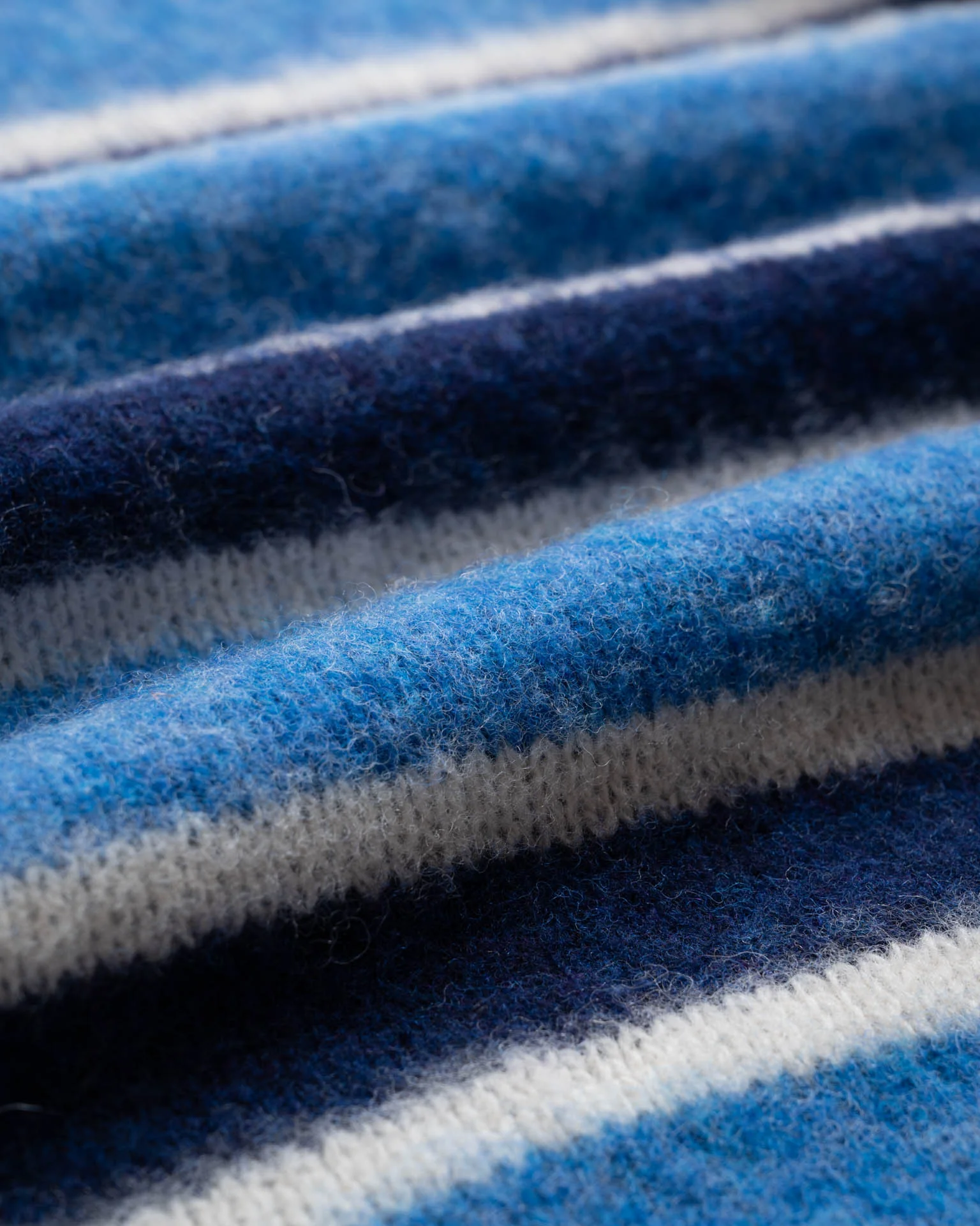 Absolute Belter - Magic Blue