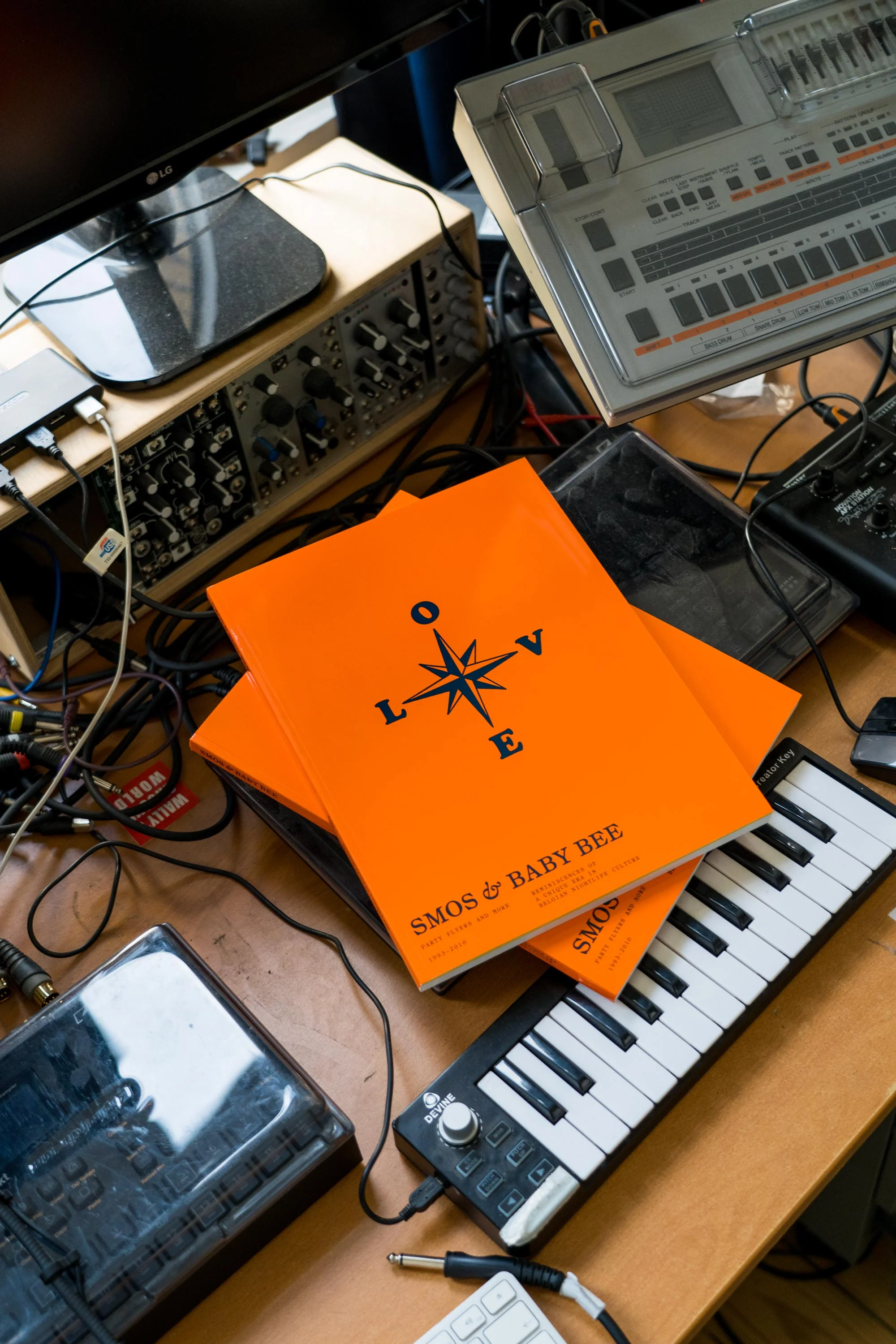 Smos & Baby Bee - Party Flyers And More