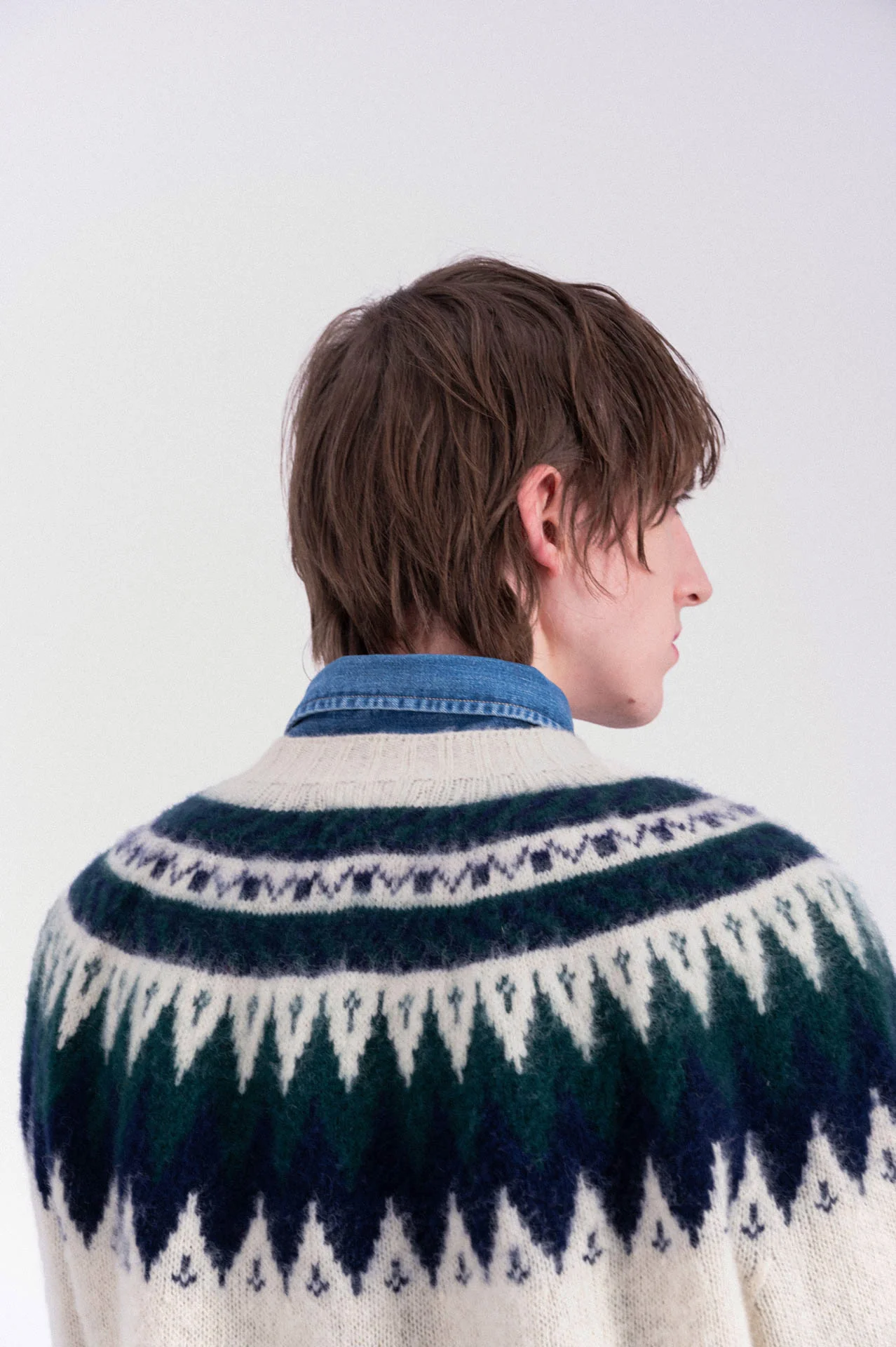 Magician In The Mountain - Ecru