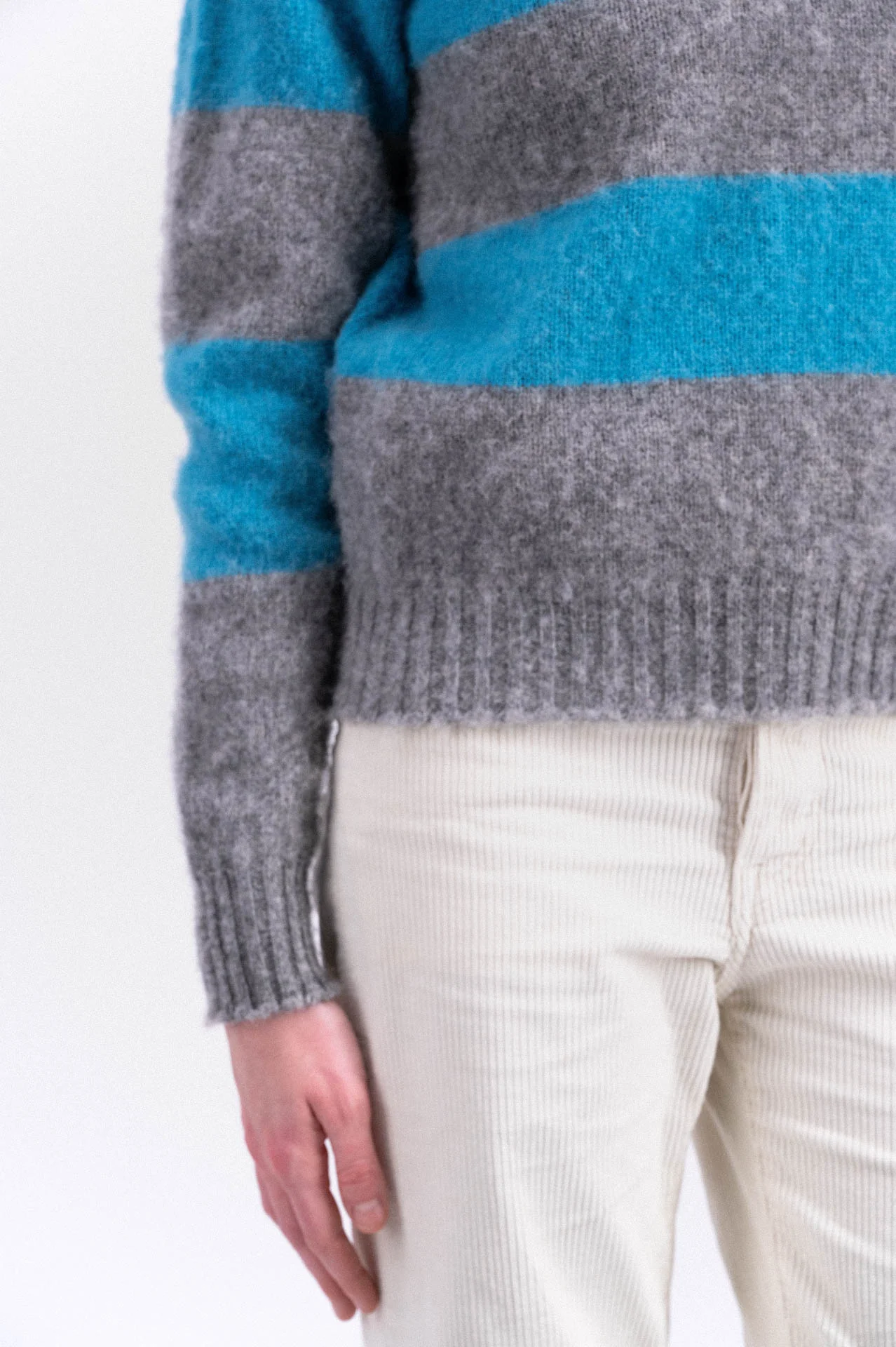 Shaggy Bear Women - Chunky Stripes - Grooveyard (Women)