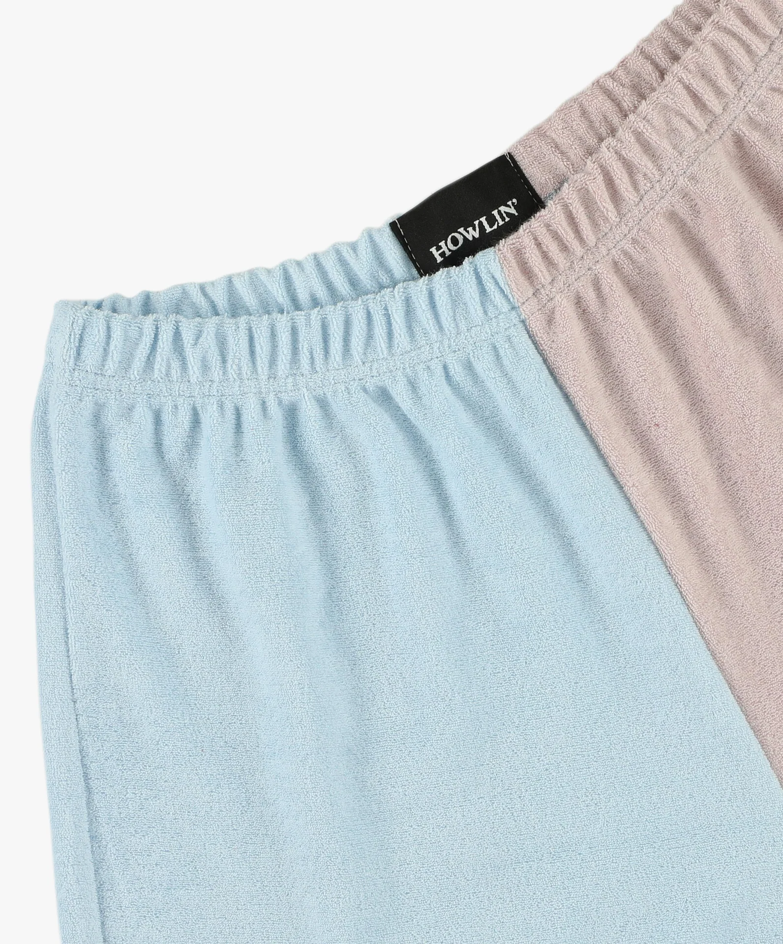 Flaming Grooves Shorts - Cloud Pink (Women)