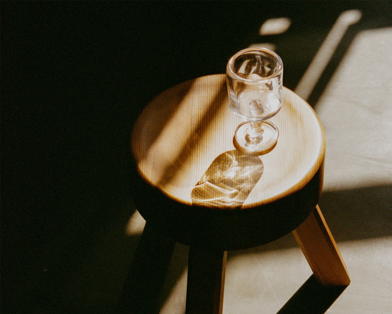 0405 Stem Glass Set of Two | Clear | Medium