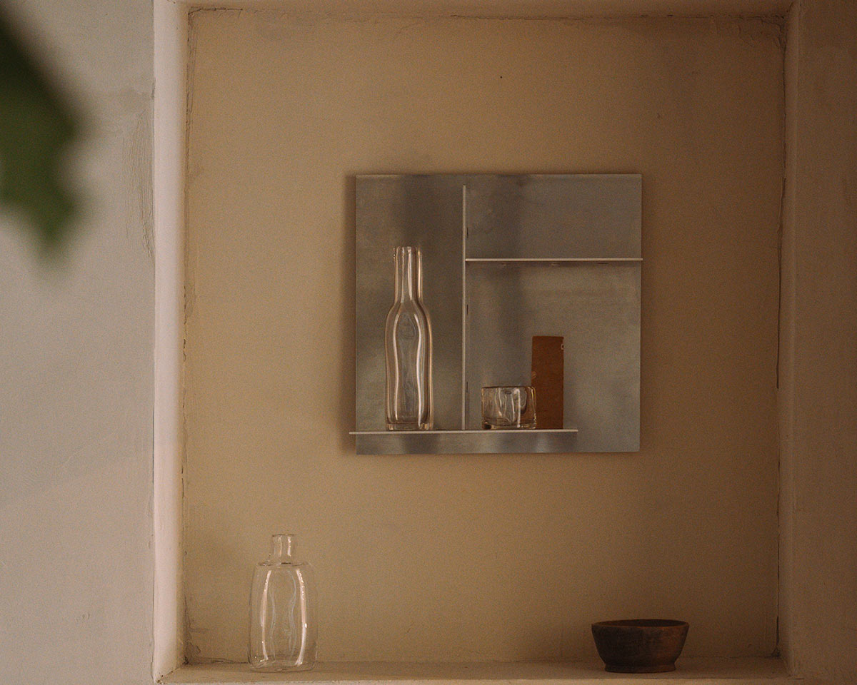 Rivet Typecase | Aluminum