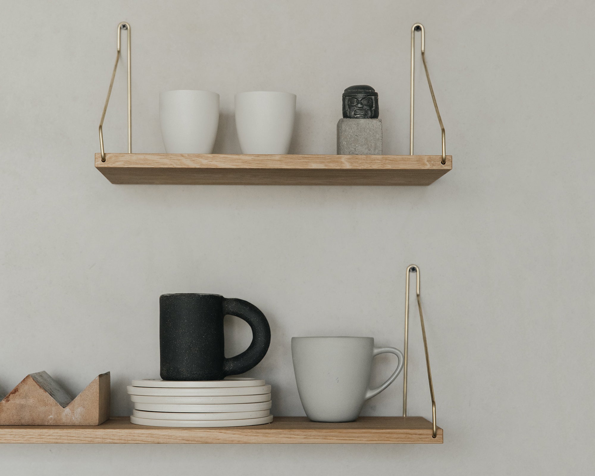 Single Shelf | Natural Oak / Brass | D20 / W40