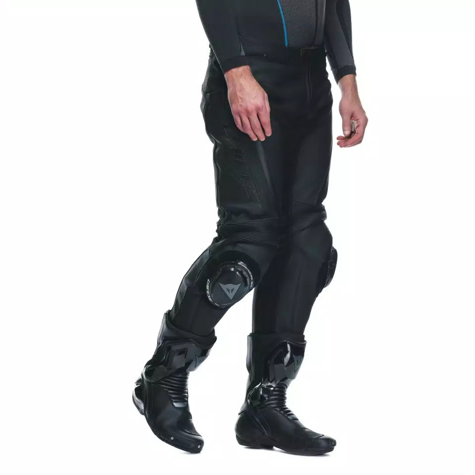 DELTA 4 - MEN'S MOTORCYCLE LEATHER SHORT/TALL PANTS