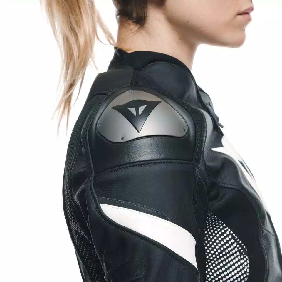 AVRO 5 - WOMEN'S MOTORCYCLE LEATHER JACKET