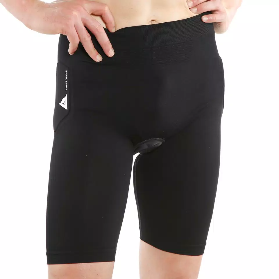 TRAIL SKINS - MEN'S BIKE PROTECTIVE SHORTS