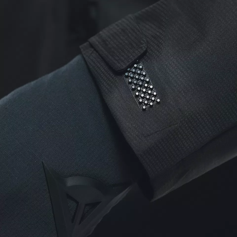 HGC SHELL LIGHT - WOMEN'S WATERPROOF BIKE JACKET