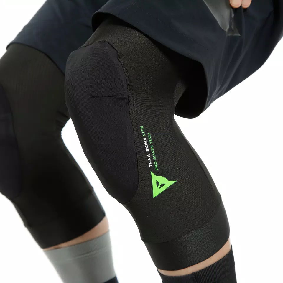 TRAIL SKINS LITE - BIKE KNEE GUARDS