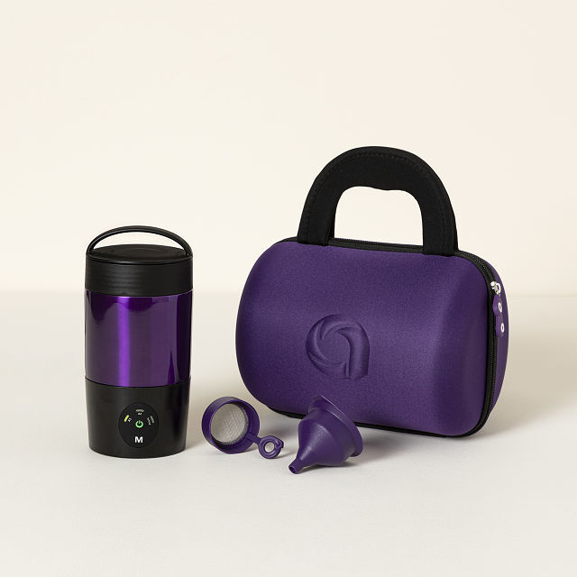 Infuseur à herbes et boulanger en déplacement