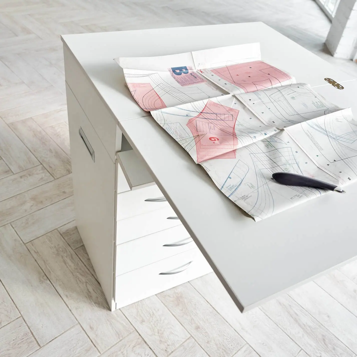 🔥2023 Easter Day Hot Sale Now!🔥Dresser Transformer - Stitching Woman's Dream