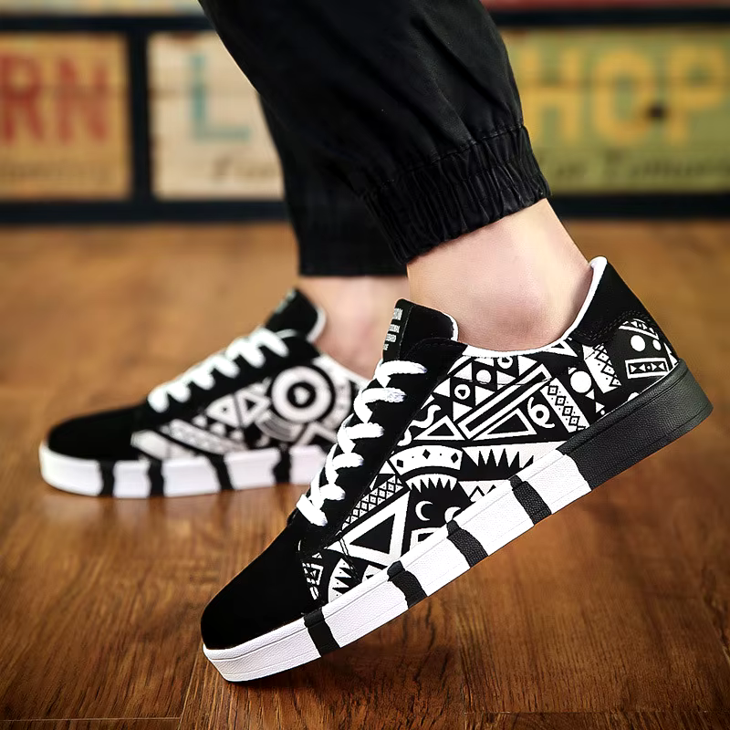 New breathable men's casual printed canvas skate shoes low top canvas trendy shoes