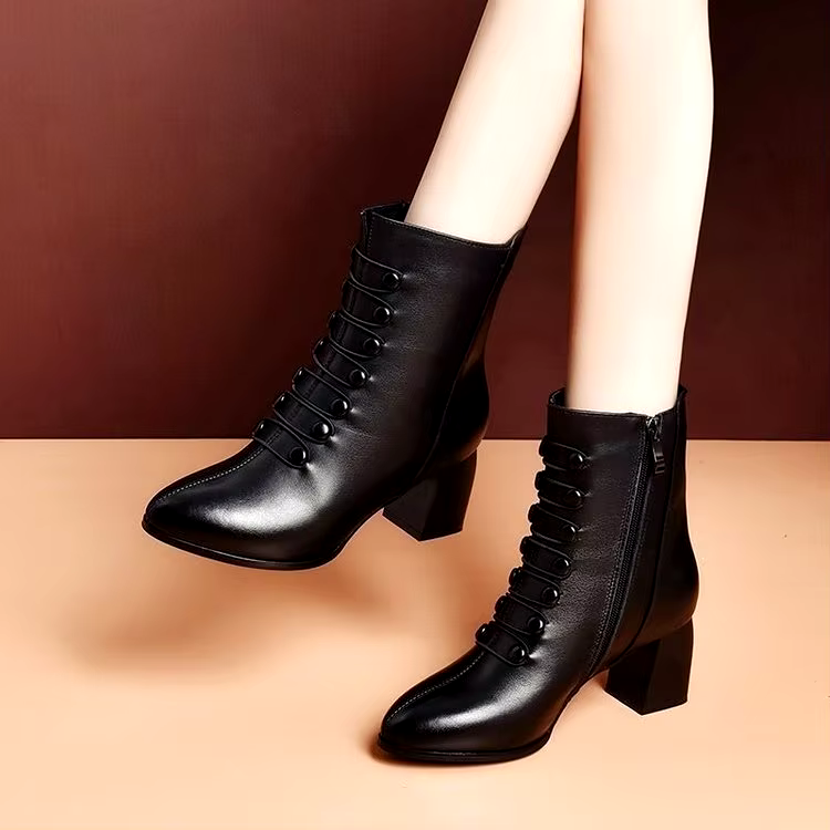 new design winter fashion side zipper leather warm soft sole thick heel shoes for women boots black