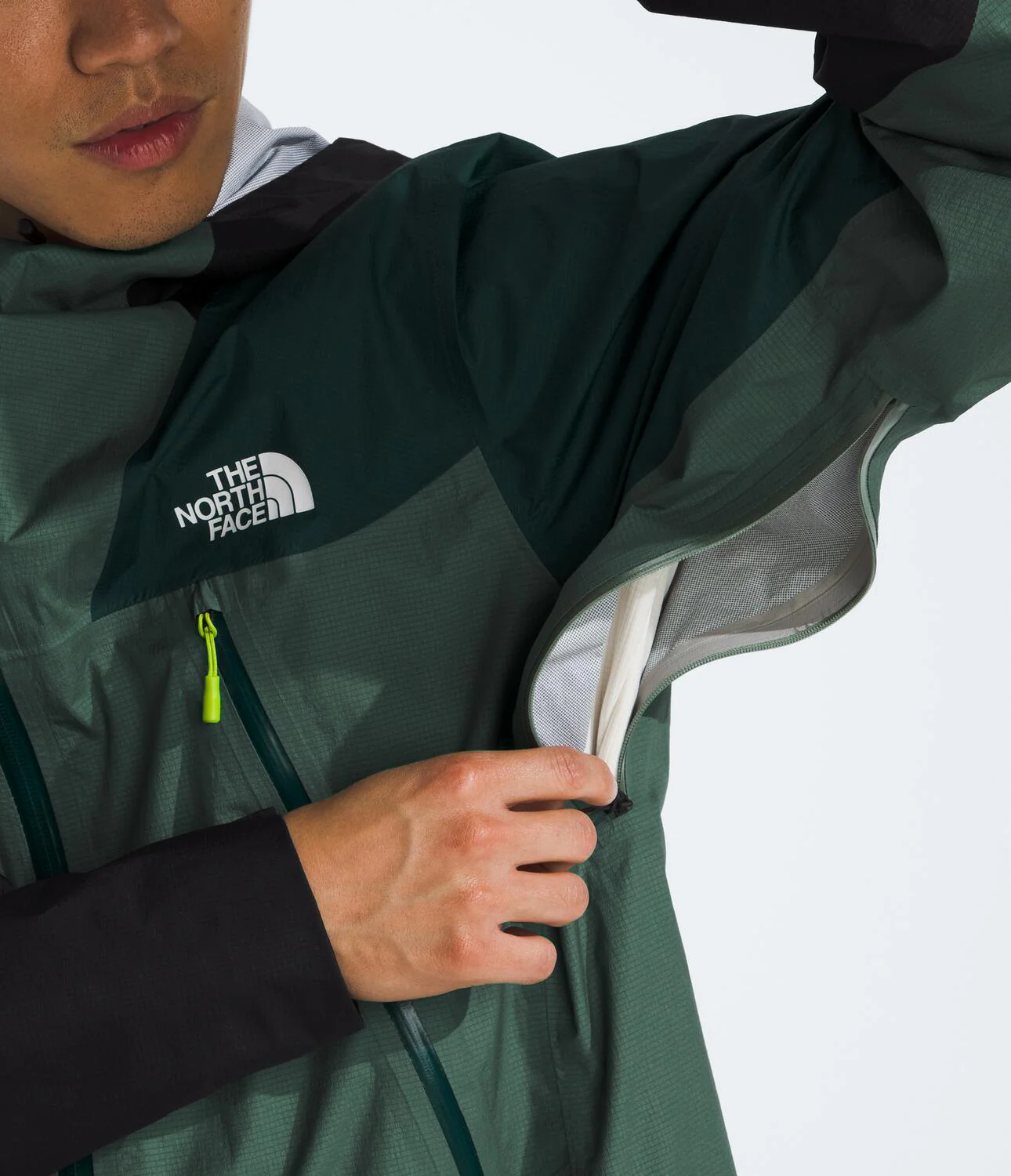 Signal 2.5L Dryvent Jacket (Men's) - NF0A87GR