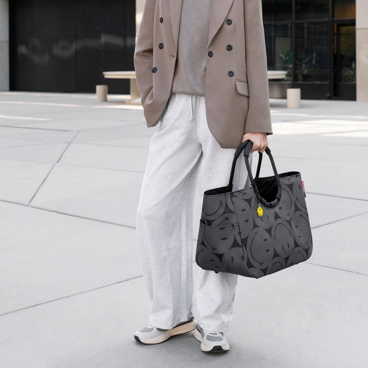 loopshopper L smiley grey