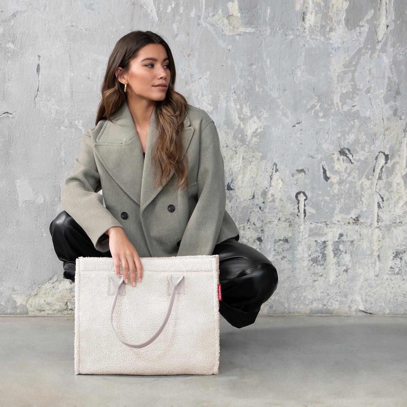 daily shopper teddy sand