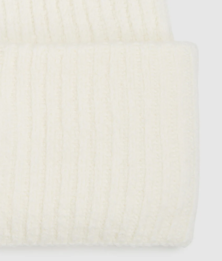 Logo patch long beanie