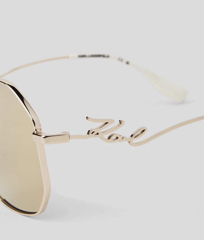 SIGNATURE SUNGLASSES