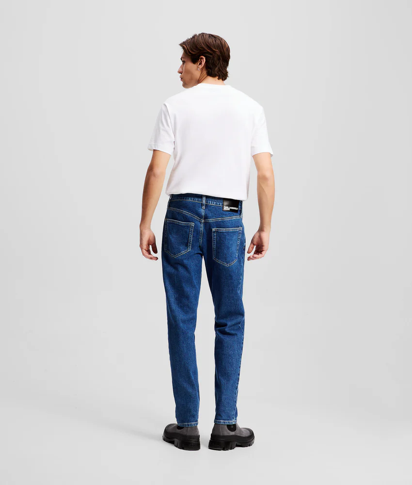 TAPERED JEANS