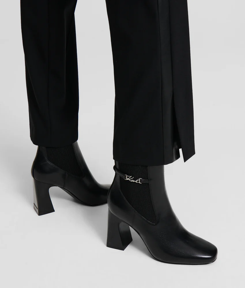 SIGNATURE ASTRA NOVA ANKLE BOOTS
