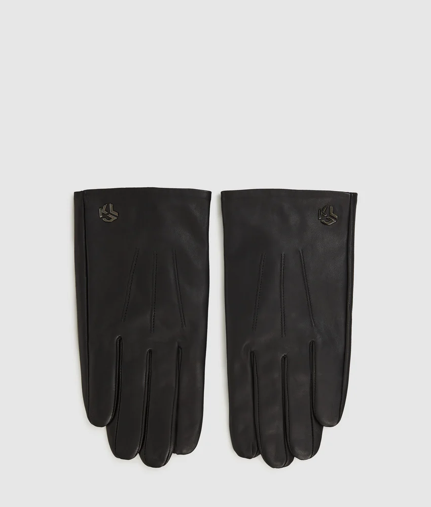 Leather gloves