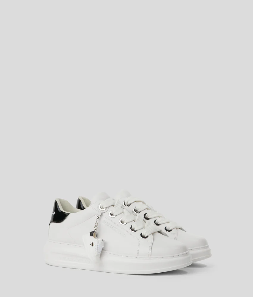 KAPRI KEYCHAIN SNEAKERS