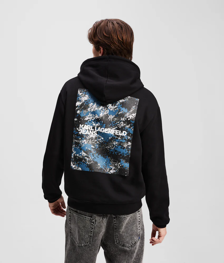 GRAPHIC HOODIE
