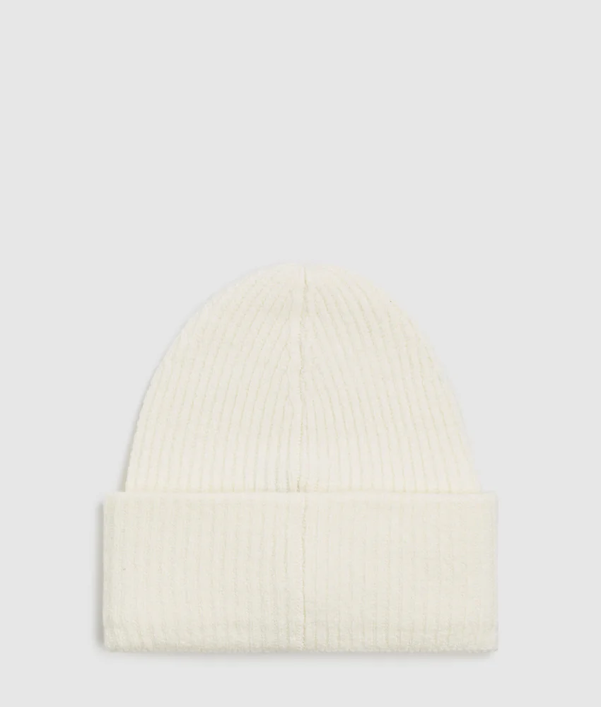 Logo patch long beanie
