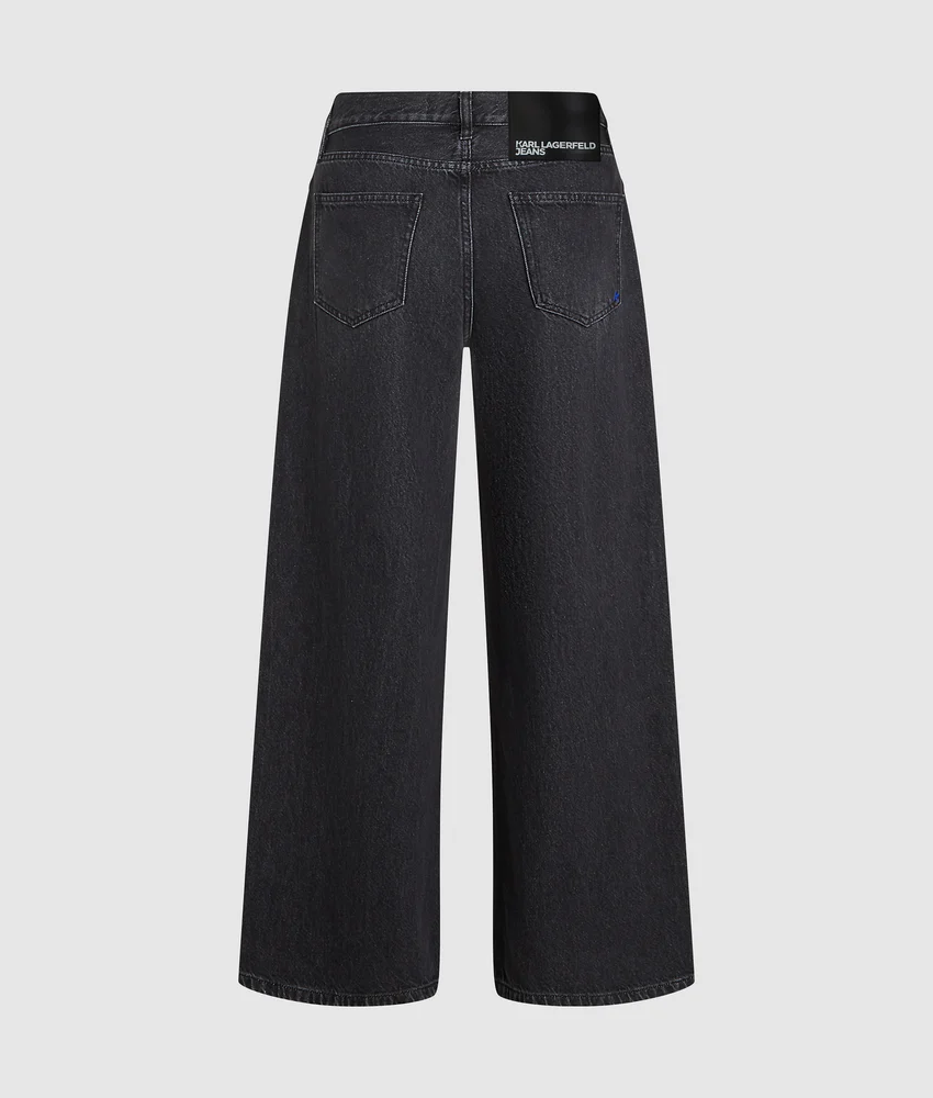 Low-rise wide leg jeans