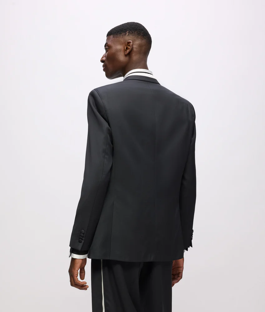 KL Studio contrast piping blazer