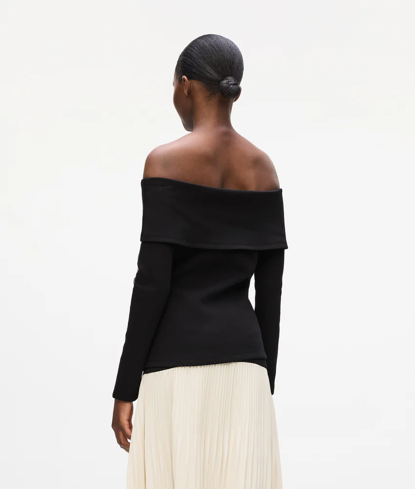 Off-shoulder sweatshirt