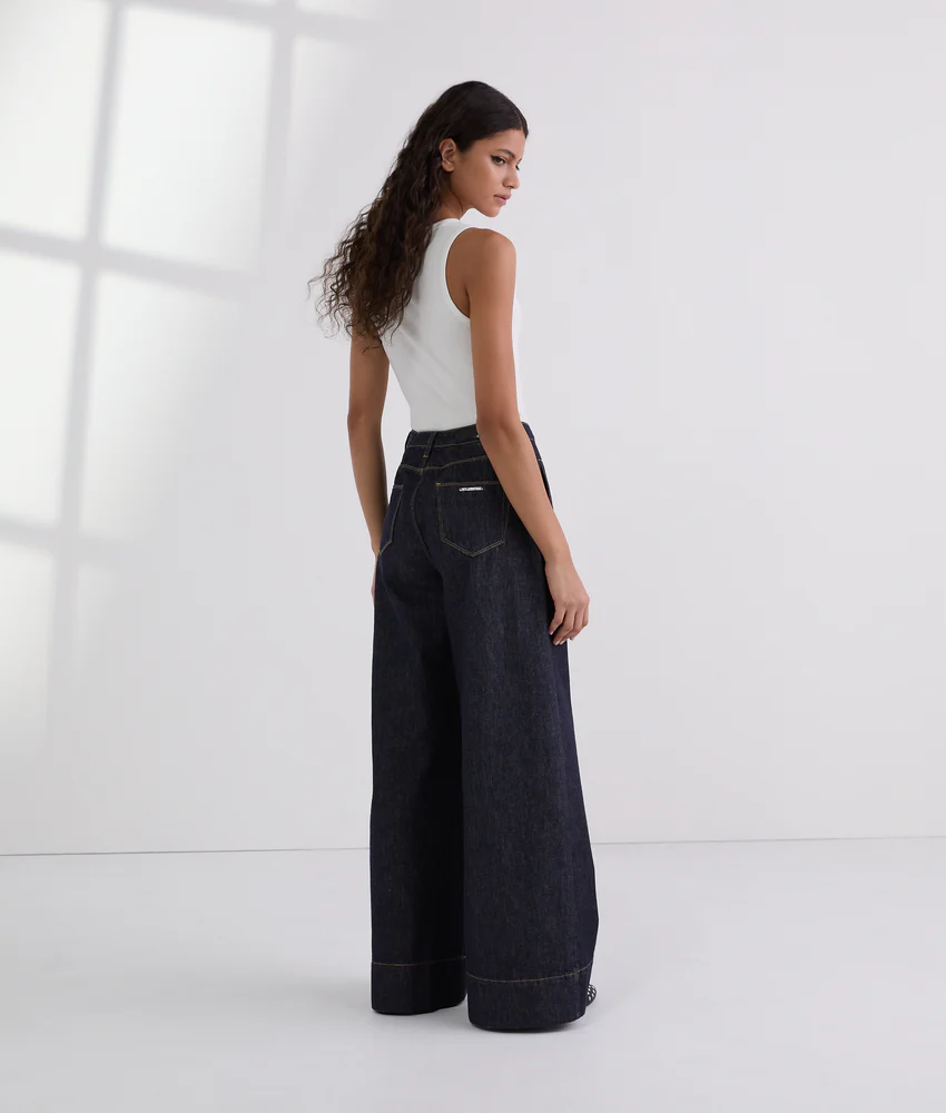 CONTRAST STITCH WIDE-LEG JEANS