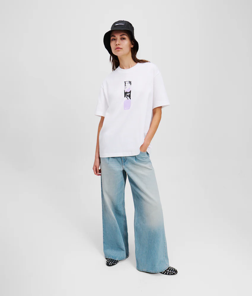 PLEATED WIDE-LEG JEANS