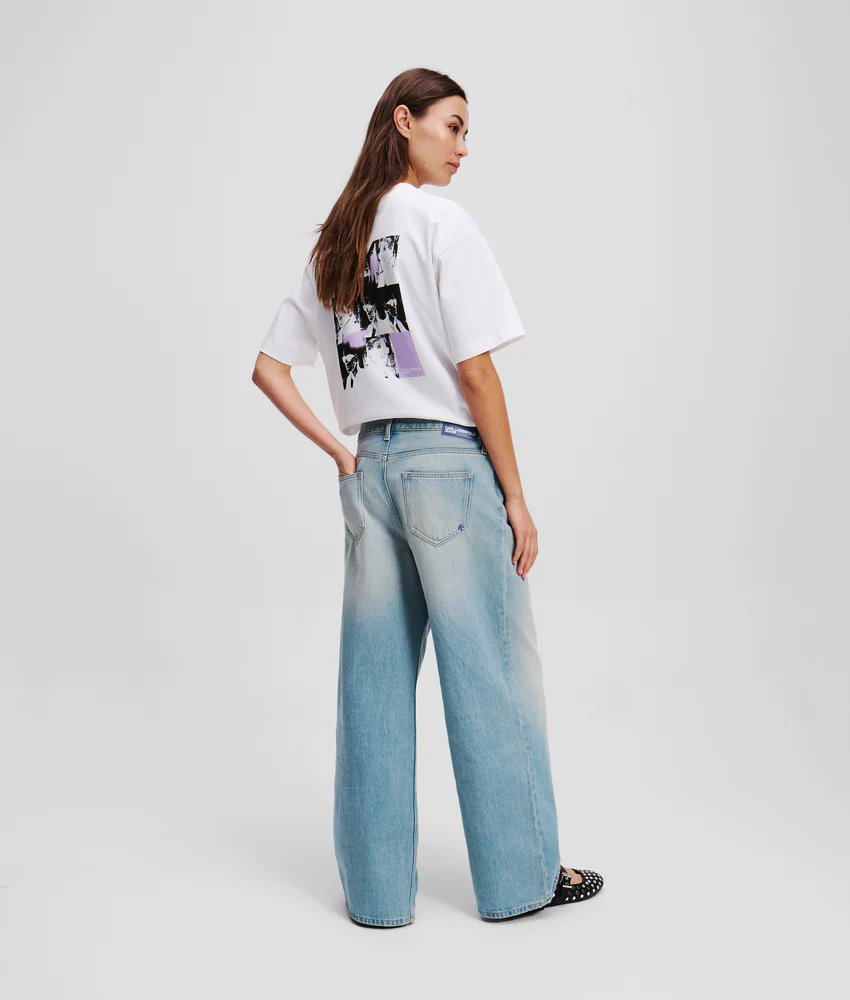 PLEATED WIDE-LEG JEANS