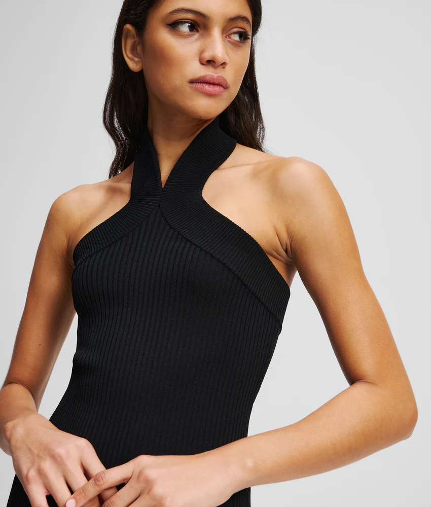 HALTERNECK KNITTED TOP