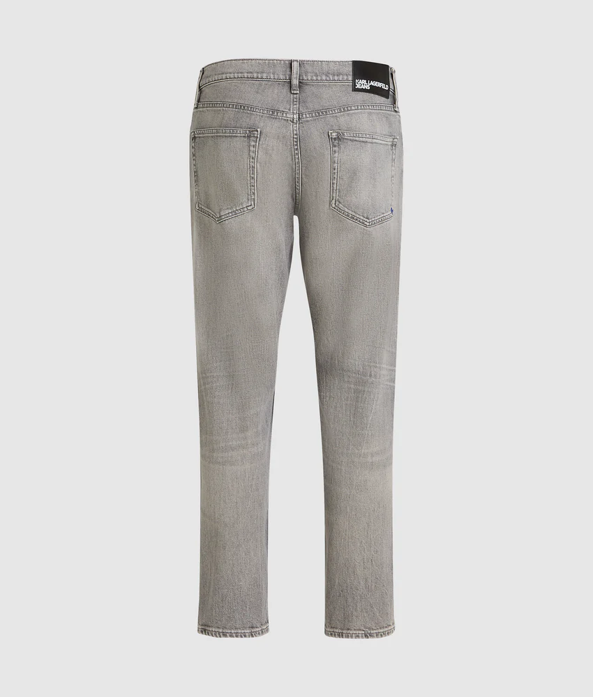 Tapered jeans