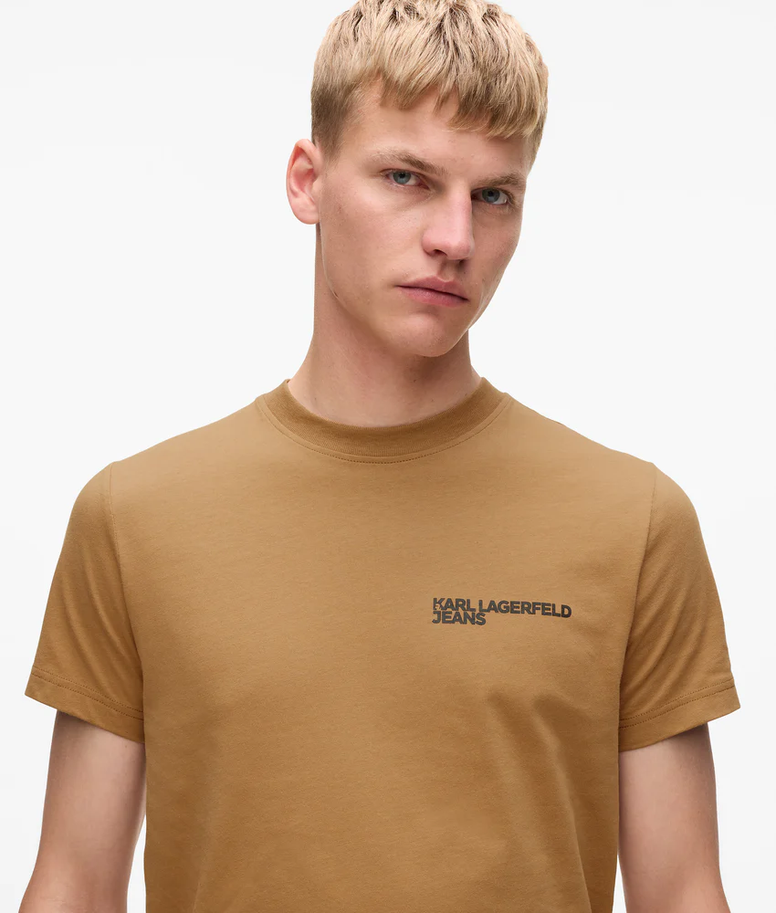 SLIM-FIT T-SHIRT