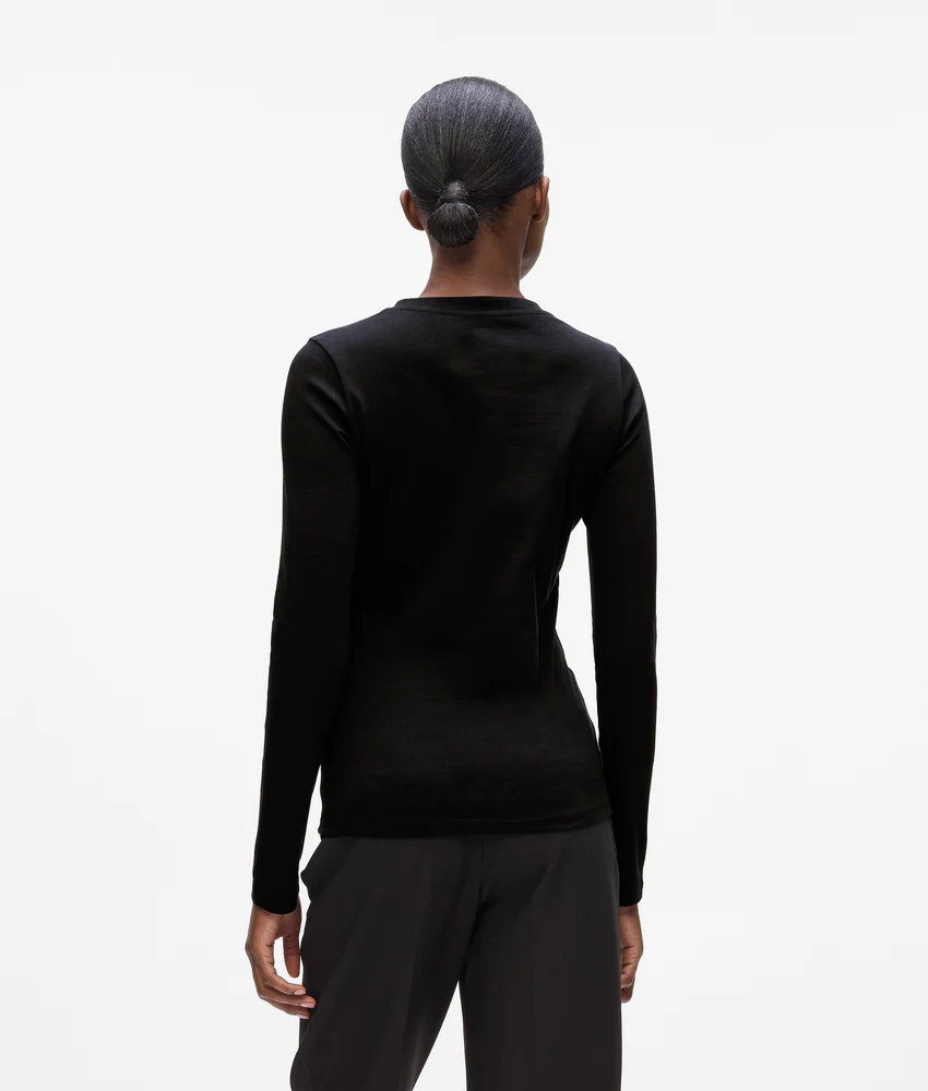 Button-detail long-sleeved T-shirt