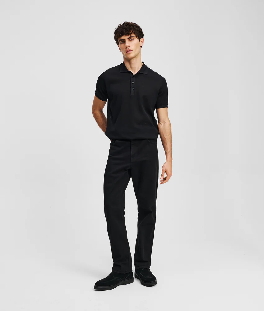 ZIP-DETAIL TAPERED JEANS