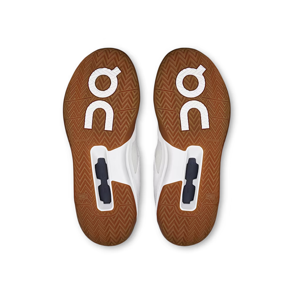 THE ROGER Clubhouse Pro Youth