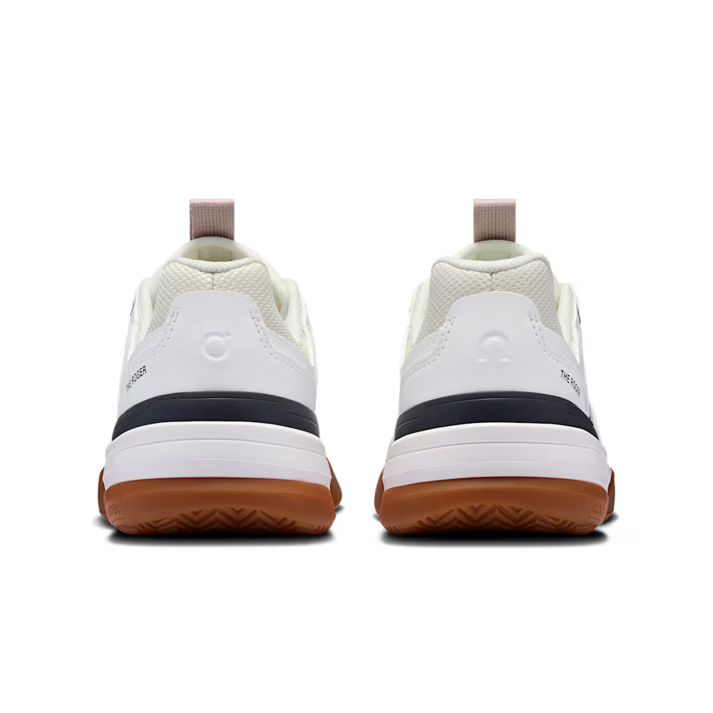 THE ROGER Clubhouse Pro Youth