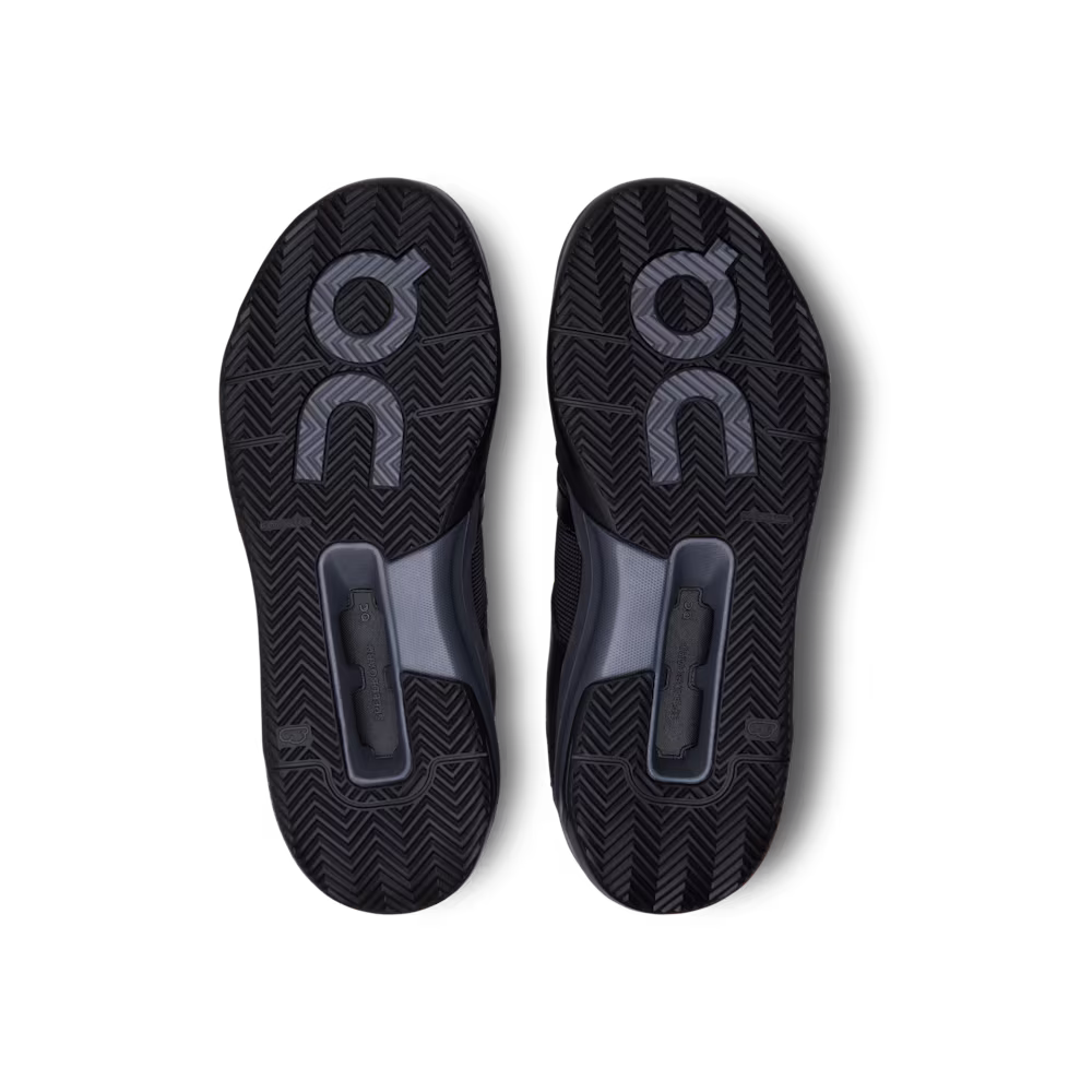 THE ROGER Clubhouse Pro Youth